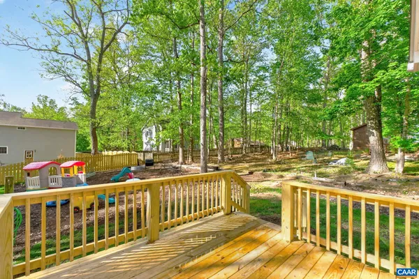 $265,700 | 31 Woodlawn Drive, Palmyra, VA 22963
