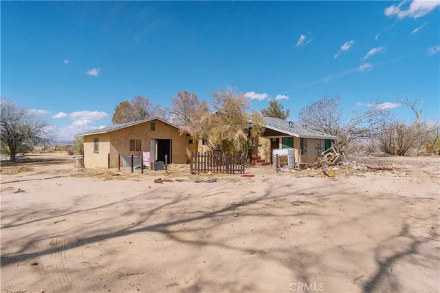 $350,000 | 45200 Camelot Drive, Yermo, CA 92398