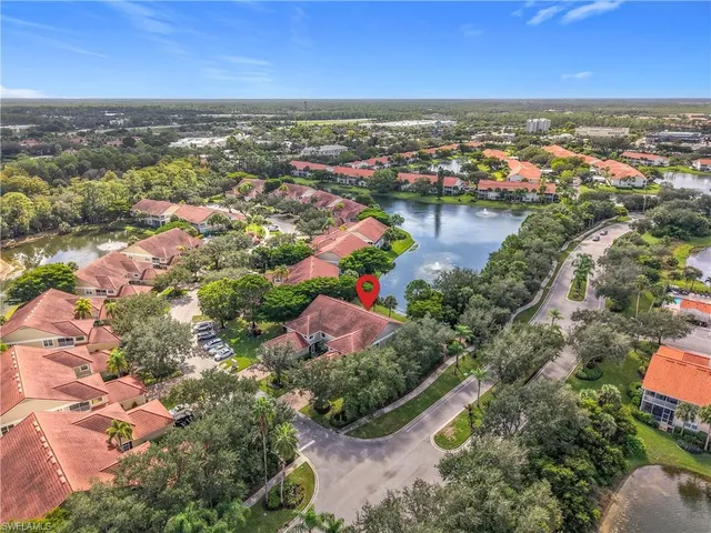 $449,000 | 5300 Andover Drive, Unit 202, Naples, FL 34110