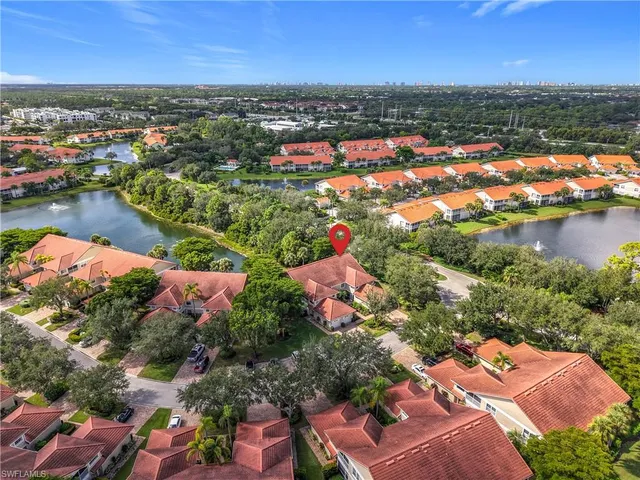 $449,000 | 5300 Andover Drive, Unit 202, Naples, FL 34110