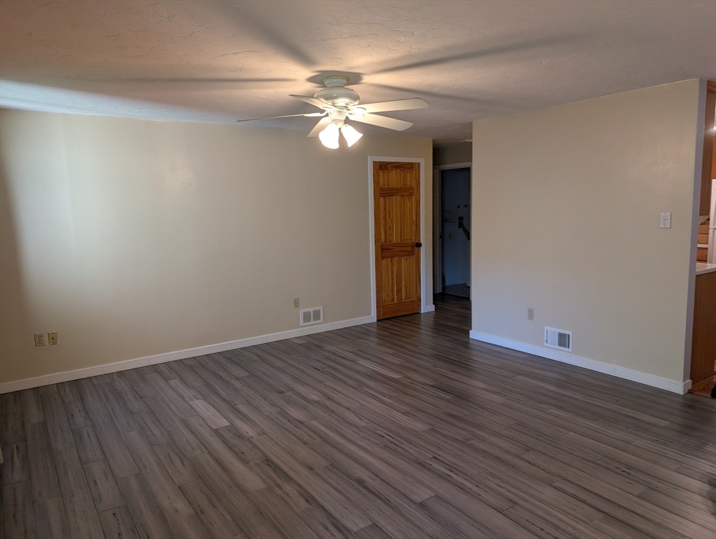 189 Littleton Road, Unit 66 Chelmsford, MA 01824 - Photo 8 of 24 Gallery Image 8