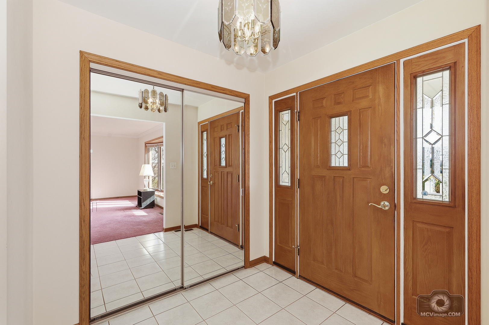 24711 South Sycamore Street Elwood, IL 60421 - Photo 3 of 38 a view of a hallway with a elevator
