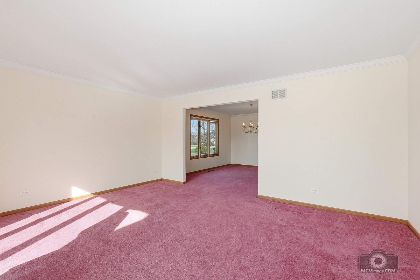 24711 South Sycamore Street Elwood, IL 60421 - Photo 4 of 38 an empty room with an empty space and window