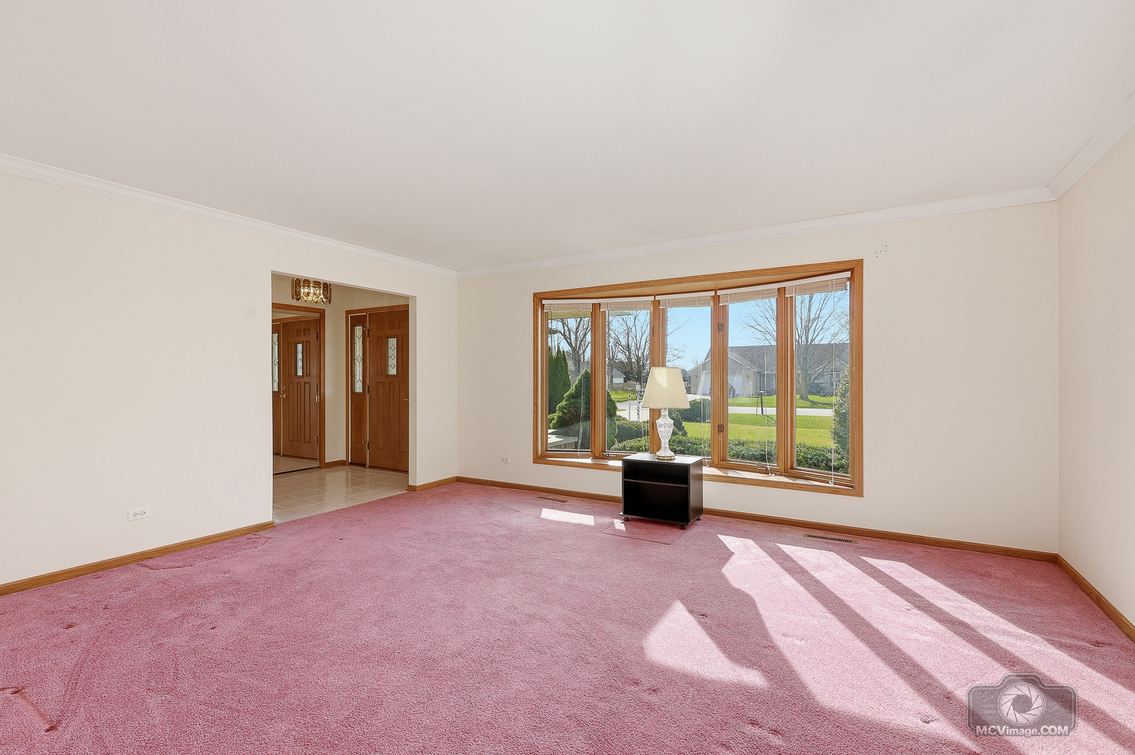 24711 South Sycamore Street Elwood, IL 60421 - Photo 5 of 38 a view of an empty room with a window