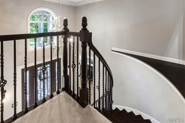 $1,250,000 | 1084 Greystone Manor Parkway, Chesterfield, MO 63005