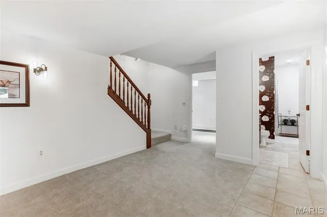 $1,250,000 | 1084 Greystone Manor Parkway, Chesterfield, MO 63005