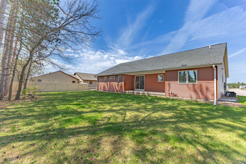 2102 Prairie Place Holmen, WI 54636 - Photo 33 of 41 D863CA94-44DA-49F1-9CF0-BAA4656B4E7C