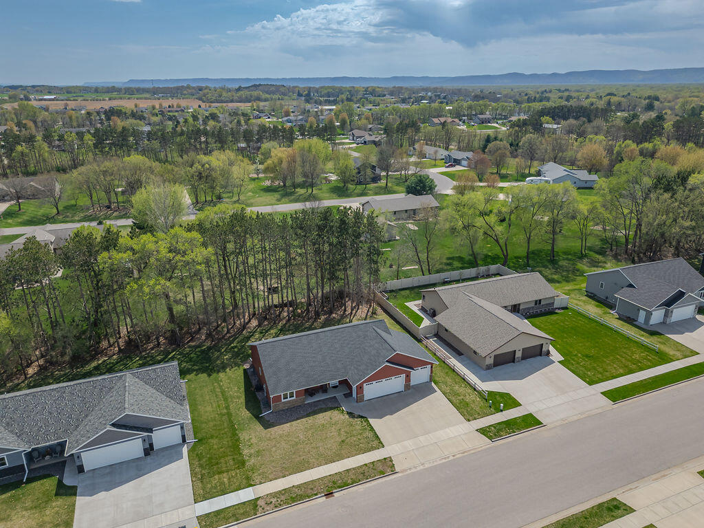 2102 Prairie Place Holmen, WI 54636 - Photo 36 of 41 36EC9EB7-6EC3-4112-B480-CCD5F3D66E77