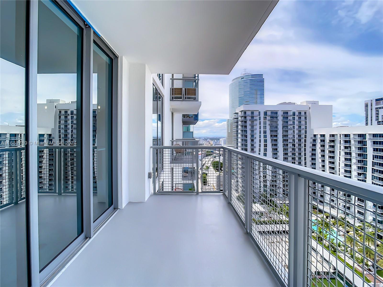 340 Southeast 3rd Street, Unit 1802 Miami, FL 33131 - Photo 30 of 36 a view of balcony with city view
