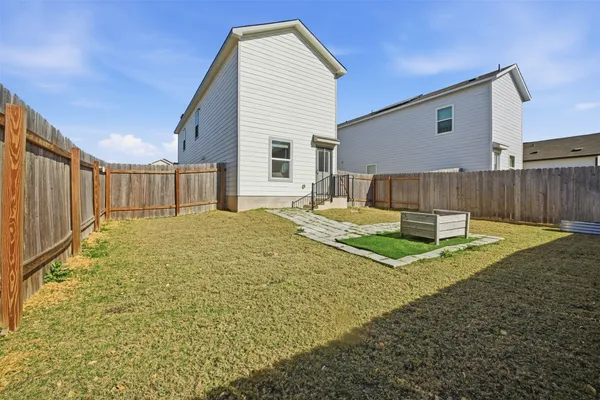 $1,650 | 625 Marty Allen Loop, Jarrell, TX 76537