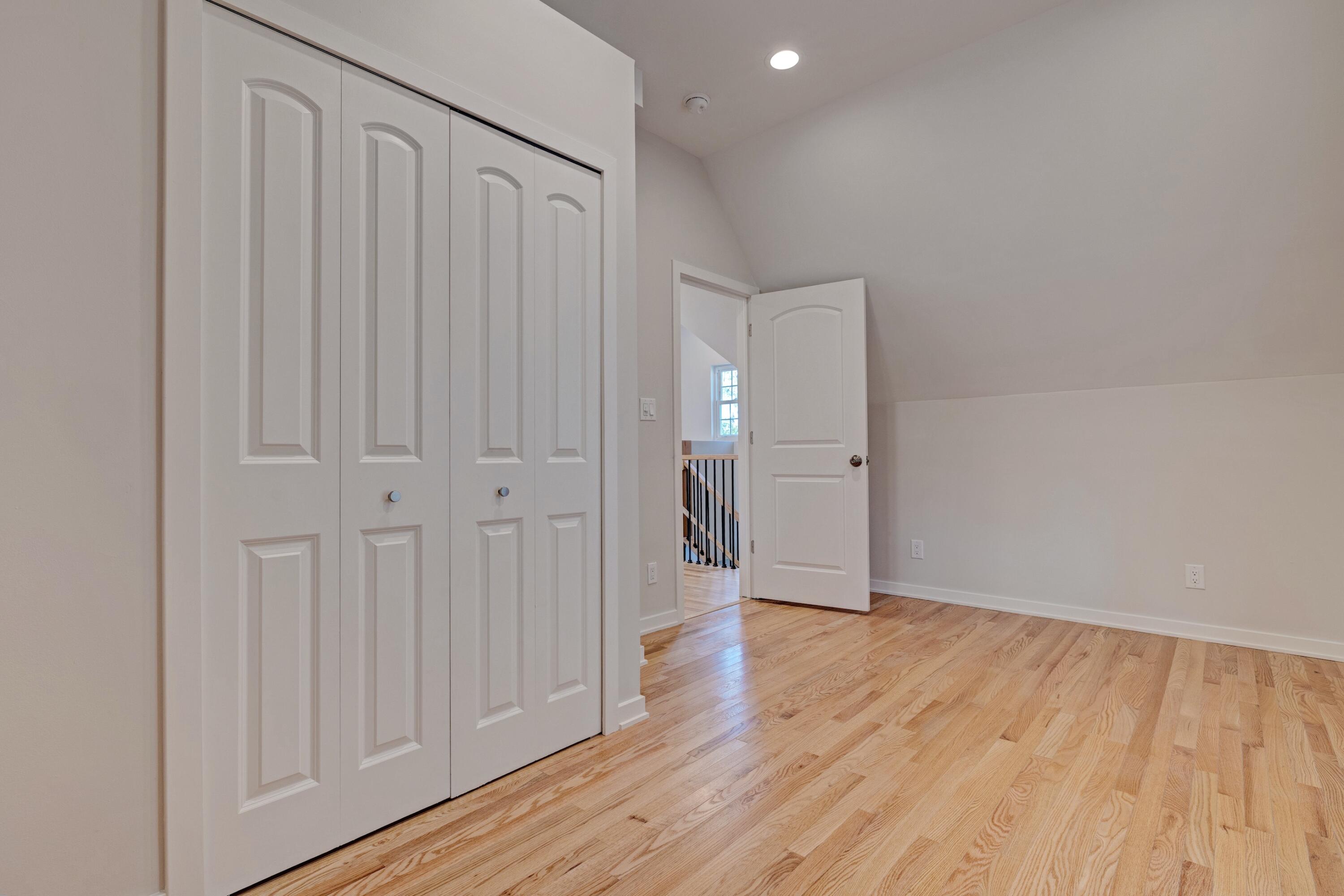 6142 Commonwealth Street Detroit, MI 48208 - Photo 32 of 48 28) Upstairs Bedroom 1