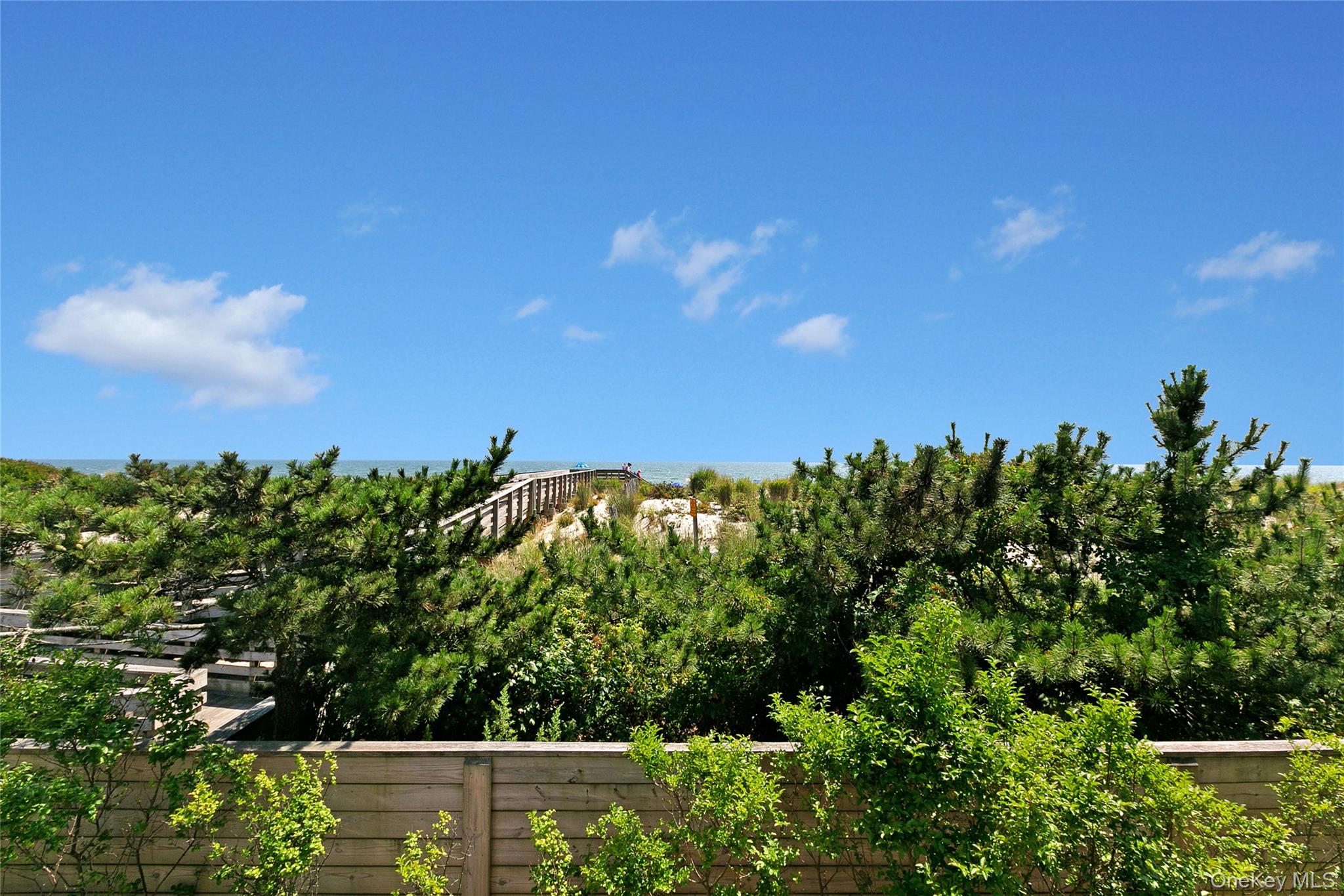 879 Oceanfront Long Beach, NY 11561 - Photo 23 of 49