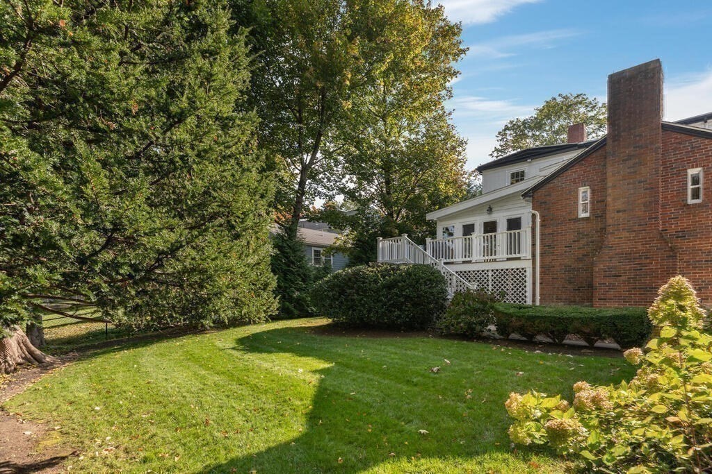 20 Meredith Circle Milton, MA 02186 - Photo 37 of 41