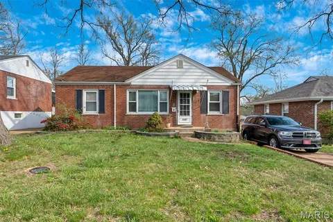 $130,000 | 9107 Harold Drive, Berkeley, MO 63134