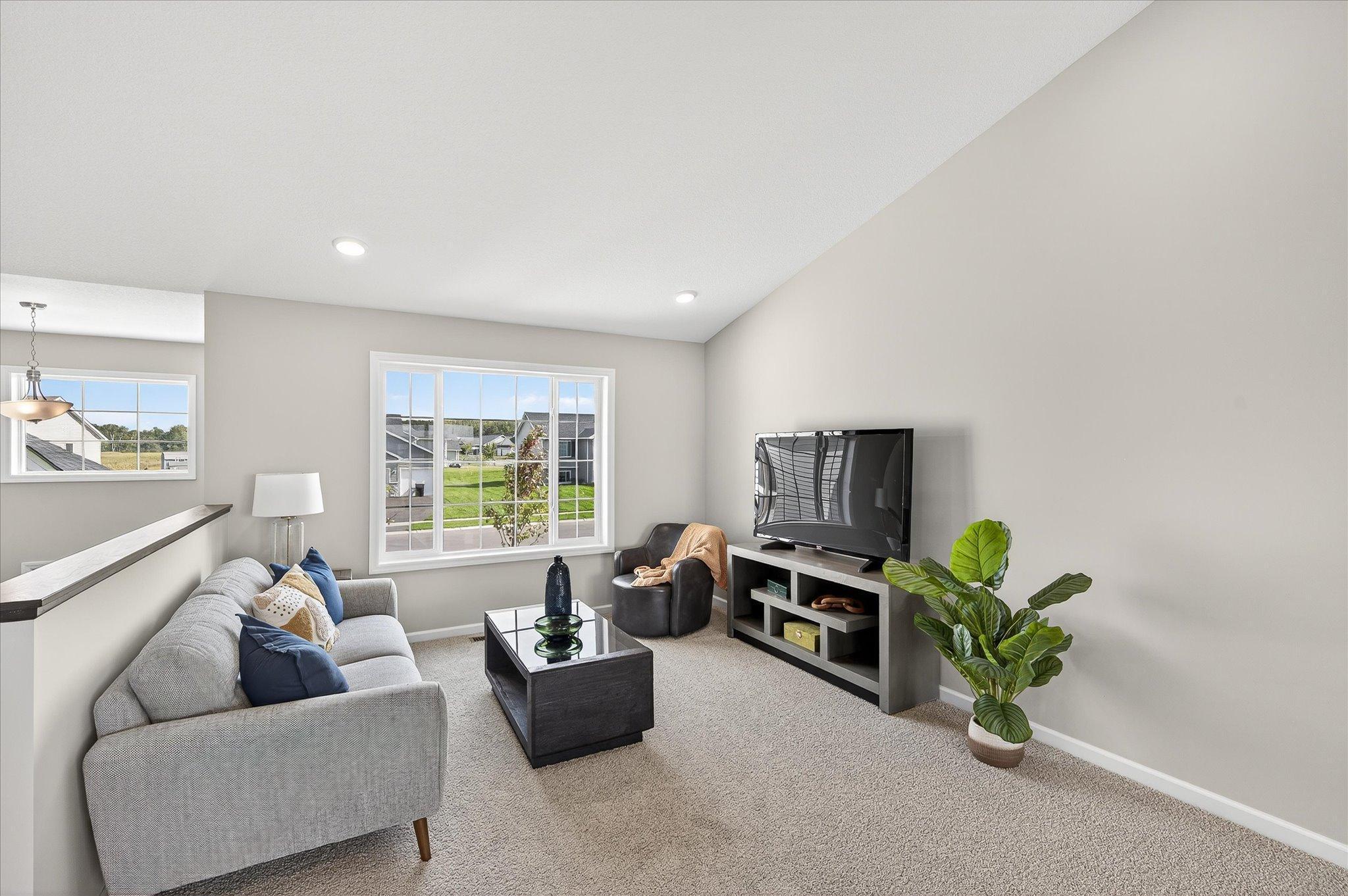 1404 Woods Road Northeast Isanti, MN 55040 - Photo 3 of 32