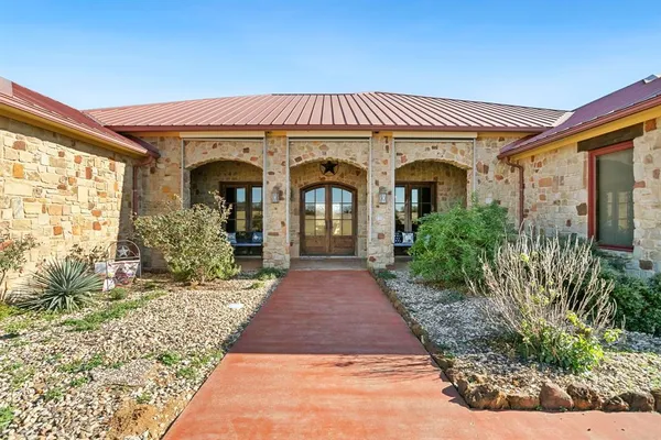 $3,750,000 | 1561 Fm 934, Blum, TX 76627