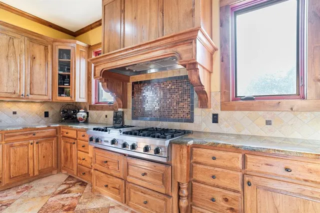 $3,999,999 | 1561 Fm 934, Blum, TX 76627