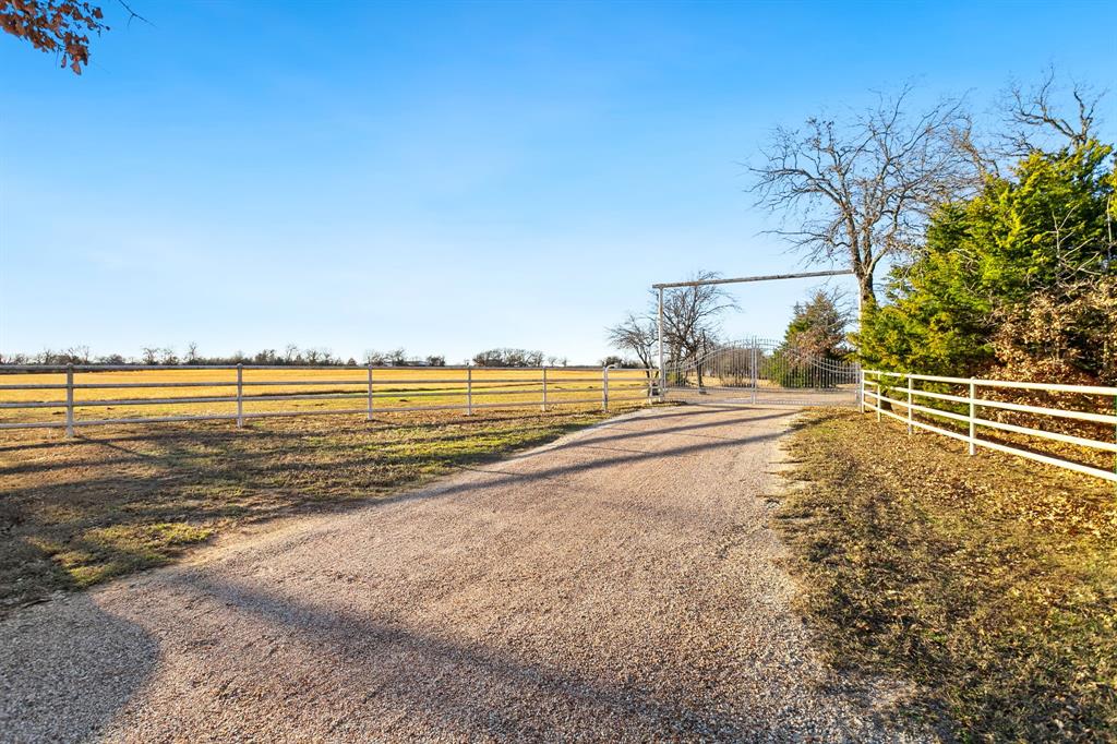 1561 Fm 934 Blum, TX 76627 - Photo 2 of 40