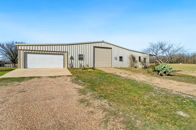 $3,999,999 | 1561 Fm 934, Blum, TX 76627