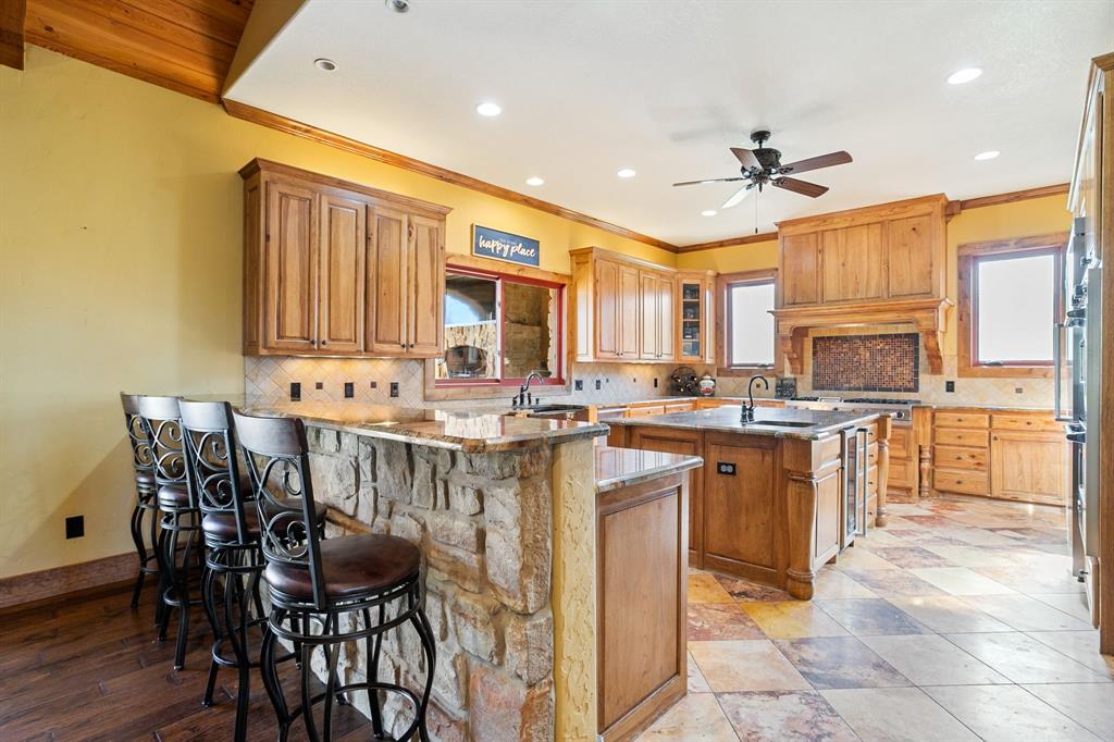 1561 Fm 934 Blum, TX 76627 - Photo 10 of 40