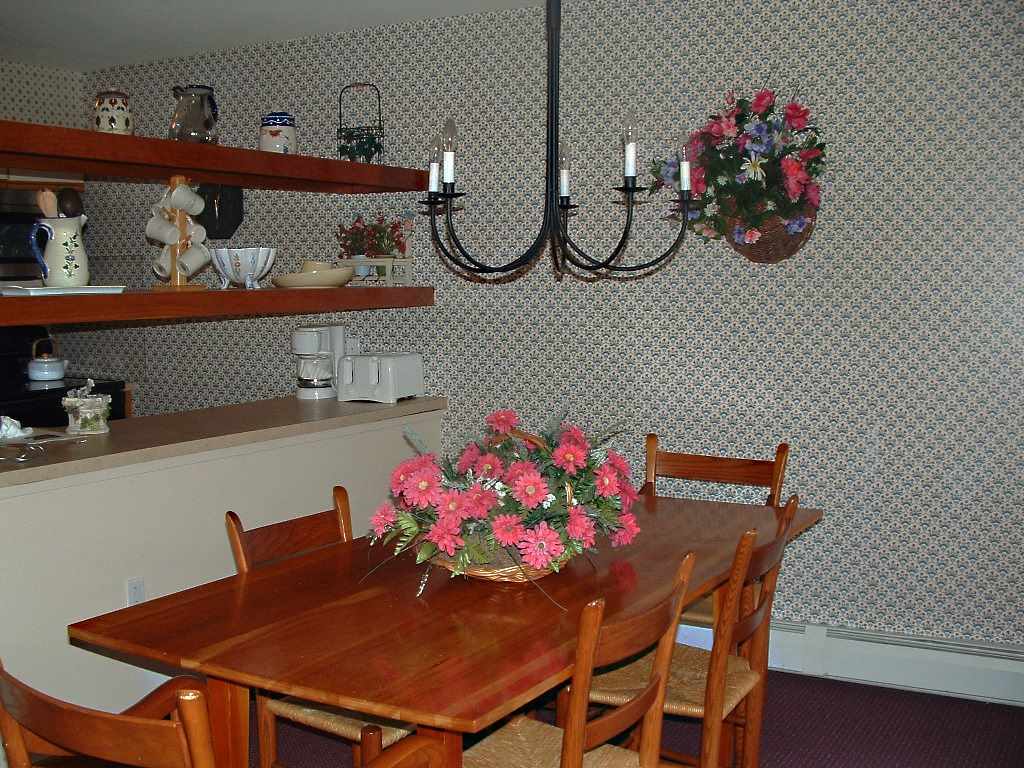 526 East Mountain Road, Unit 47 Killington, VT 05751 - Photo 6 of 13 Gallery Image 6