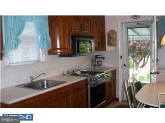 252 Taylor Road Springfield, PA 19064 - Photo 5 of 12 Kitchen
