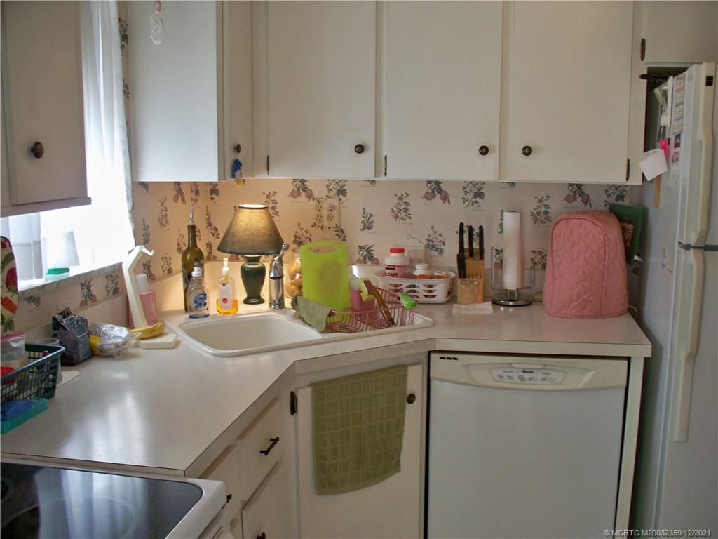 1939 Southwest Palm City Road, Unit 20J Stuart, FL 34994 - Photo 16 of 35 Gallery Image 16