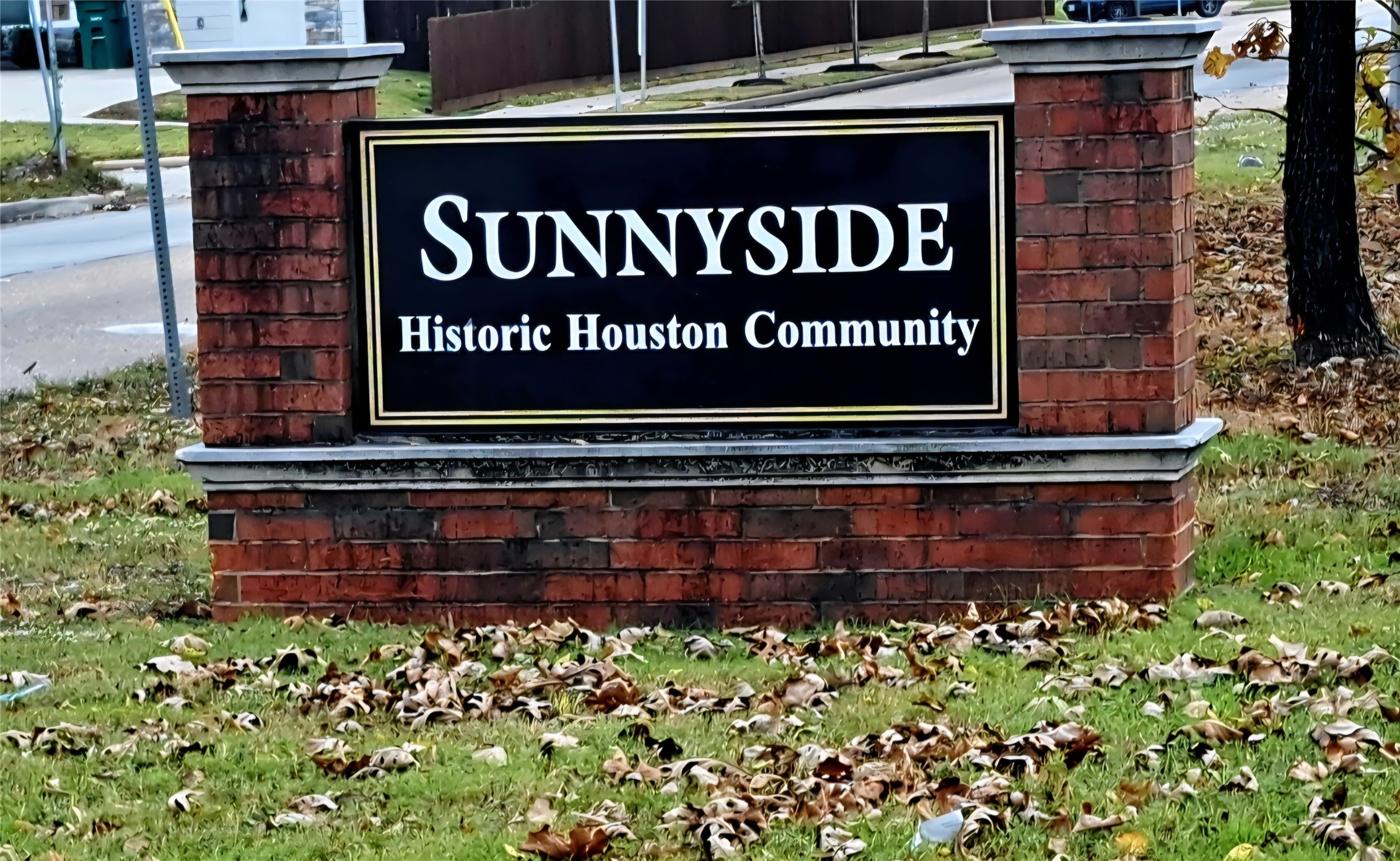 8524 Scott Street Houston, TX 77051 - Photo 2 of 7 a view of front door