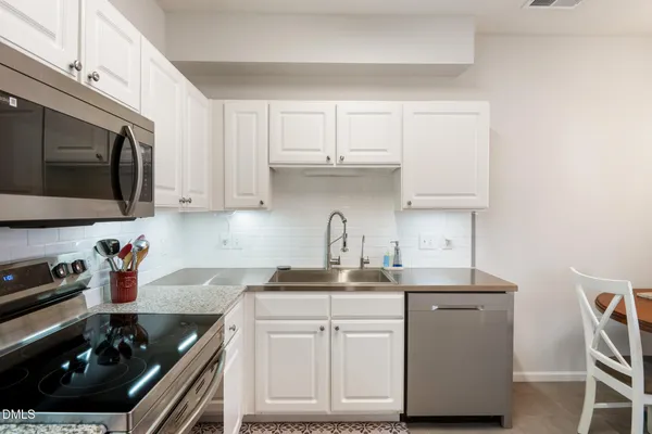 $209,900 | 2511 Huntscroft Lane, Unit 303, Raleigh, NC 27617