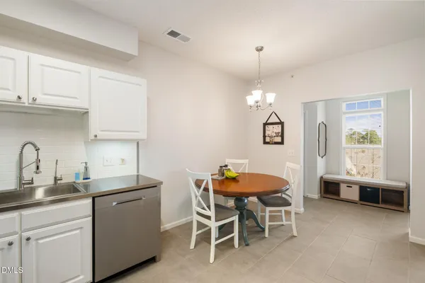 $209,900 | 2511 Huntscroft Lane, Unit 303, Raleigh, NC 27617