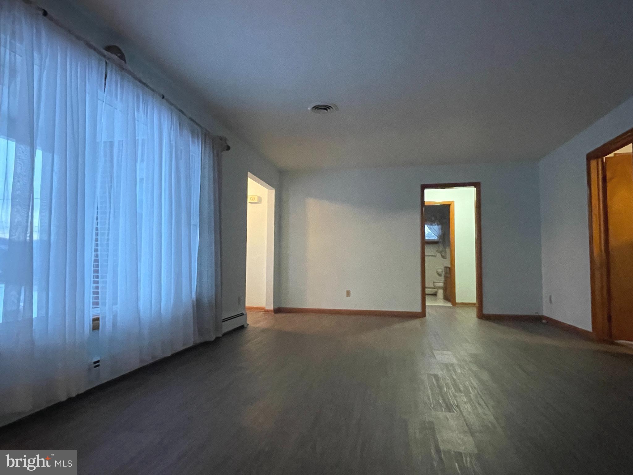 14221 Hazen Road Northeast Cumberland, MD 21502 - Photo 7 of 36