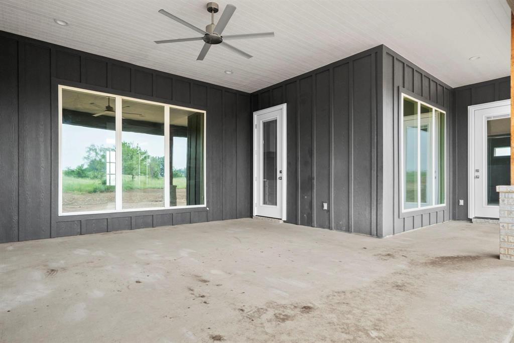 2041 Carrie Court Weatherford, TX 76088 - Photo 32 of 38