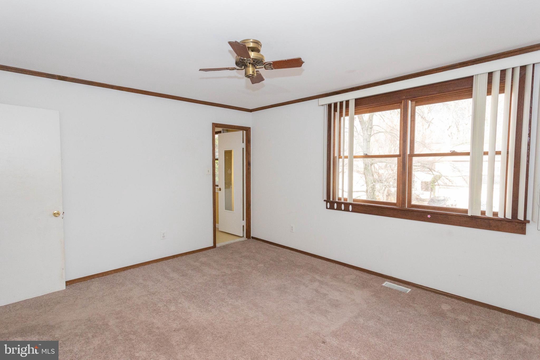 56 Farnwood Road Mount Laurel, NJ 08054 - Photo 12 of 21