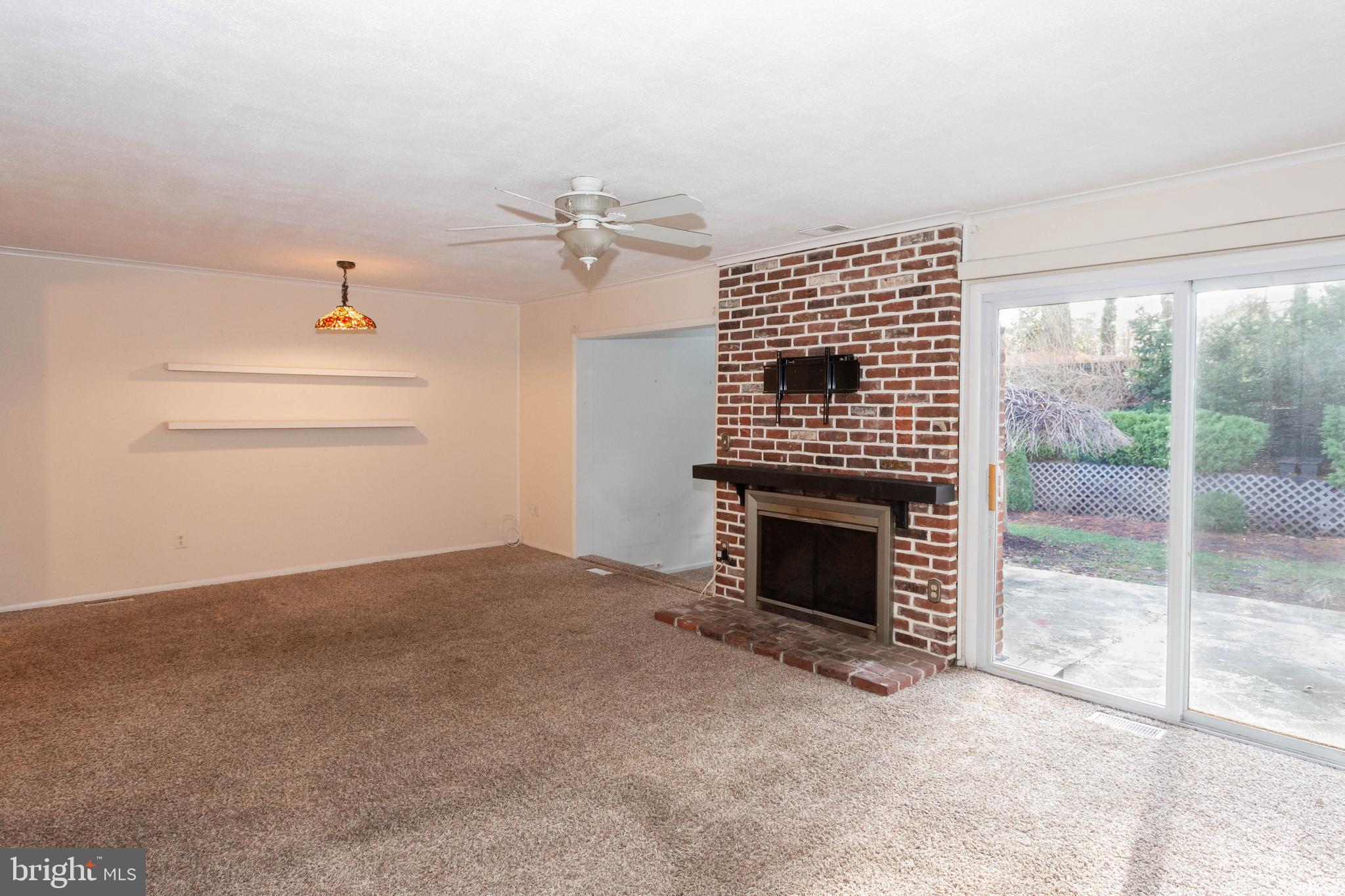 56 Farnwood Road Mount Laurel, NJ 08054 - Photo 3 of 21