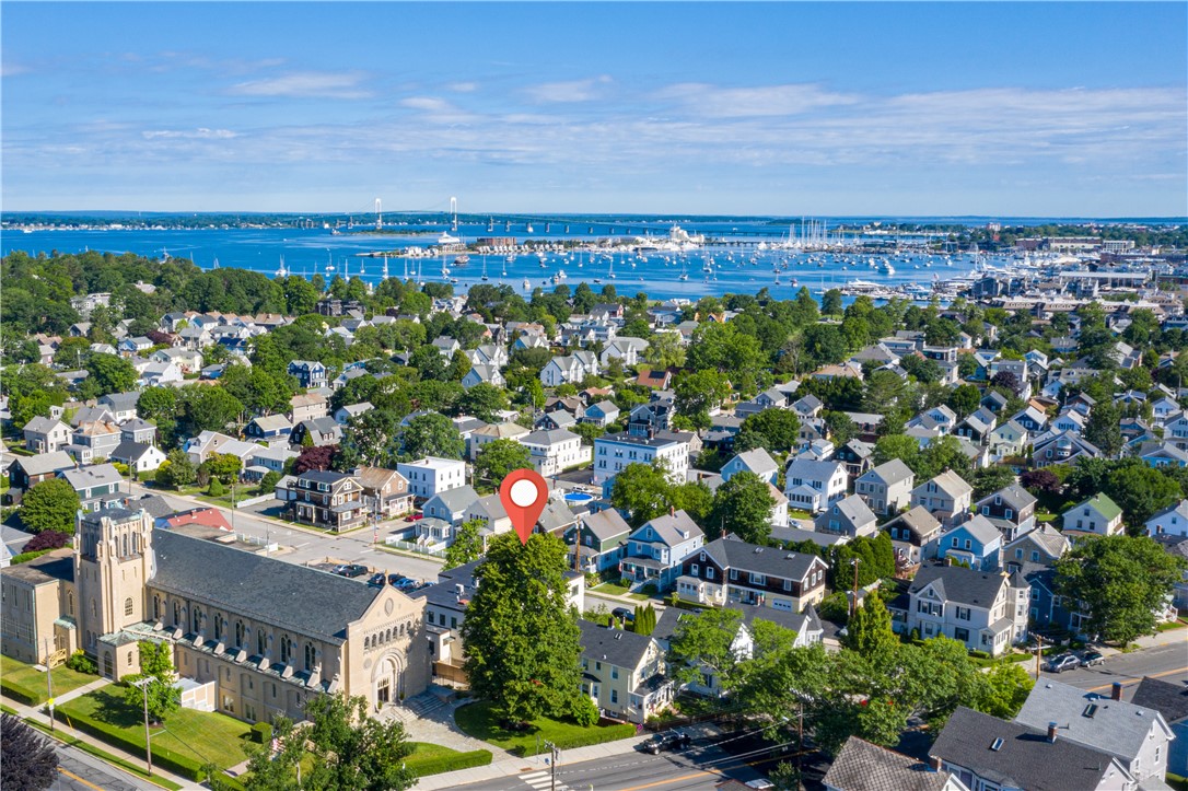 2 Eastnor Road, Unit 1 Newport, RI 02840 - Photo 17 of 20 Gallery Image 17