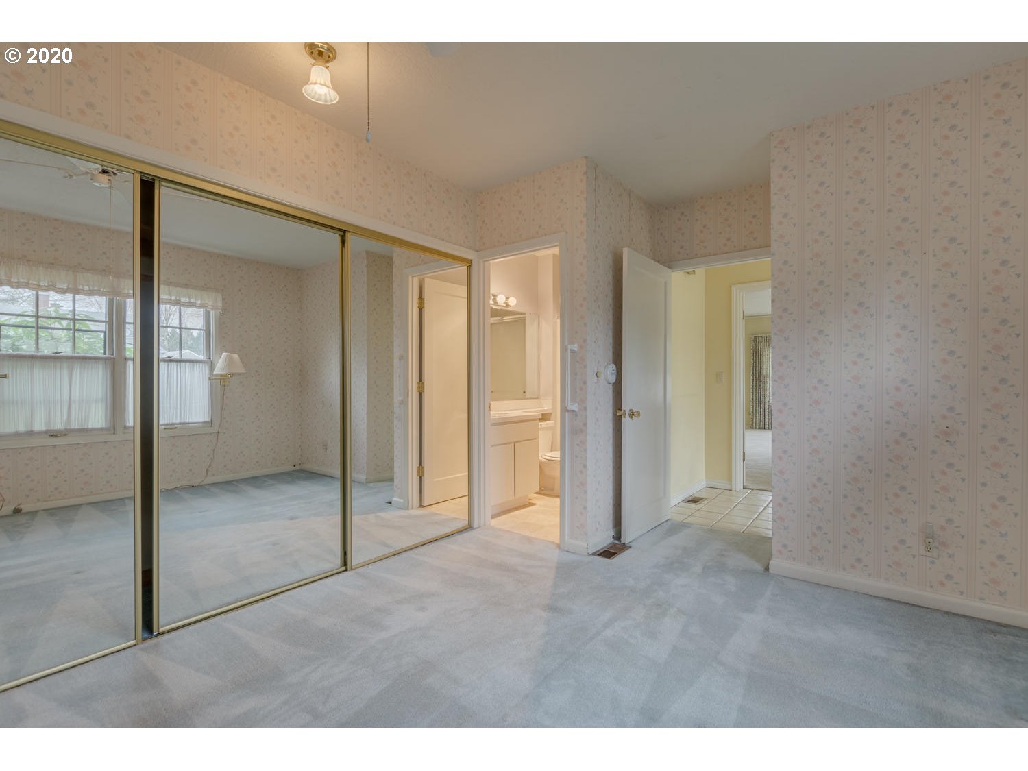 8101 Southwest Locust Street Portland, OR 97223 - Photo 14 of 19 Gallery Image 14