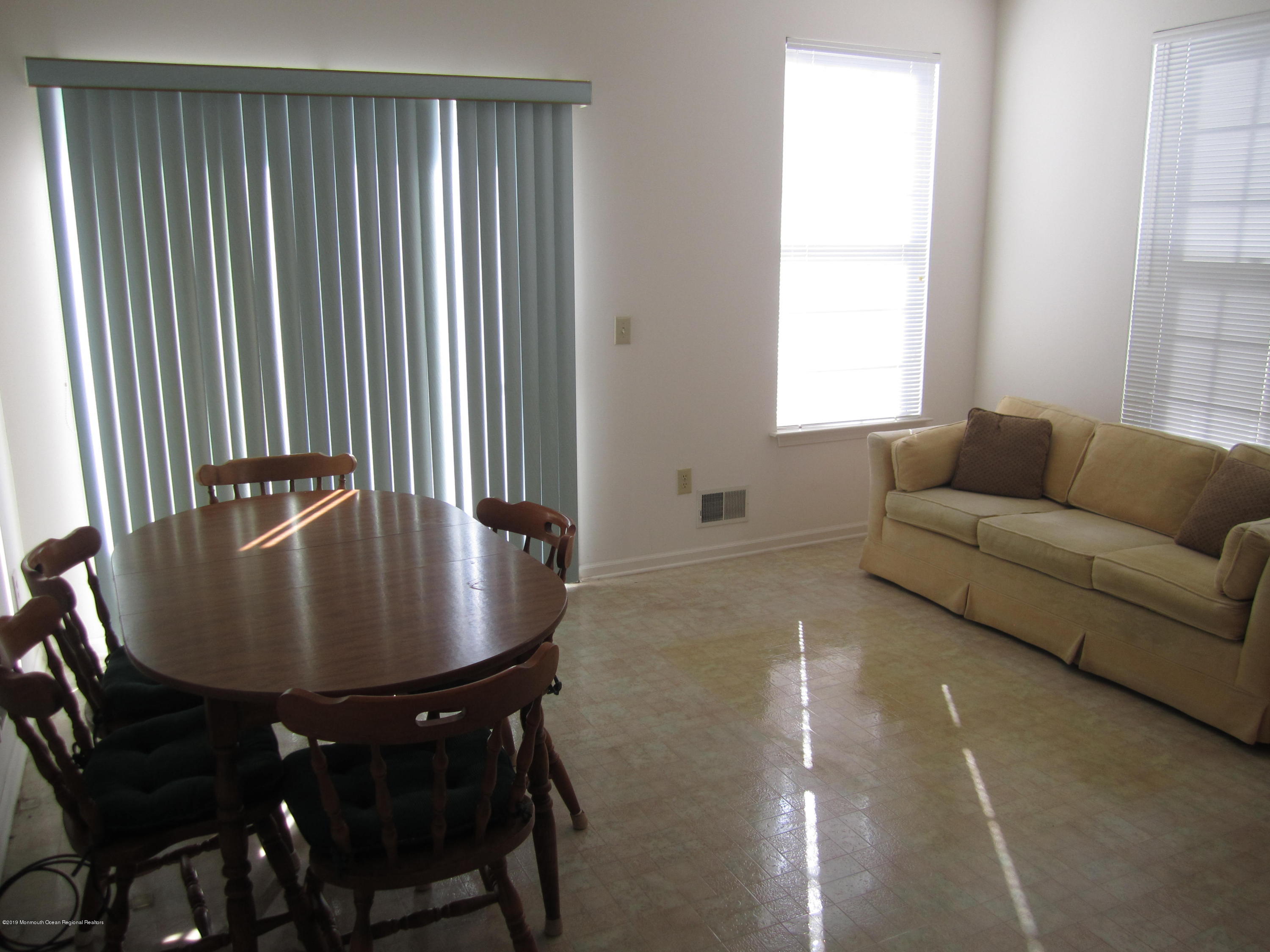 45 Sandpiper Road Barnegat, NJ 08005 - Photo 8 of 10 IMG_3278