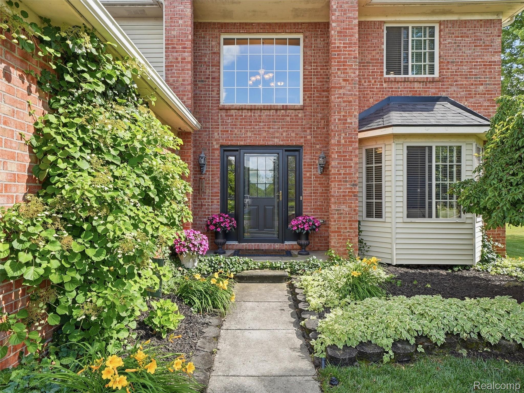 23621 Crescent Ridge Drive New Boston, MI 48164 - Photo 37 of 45 03-DSC00089.jpg