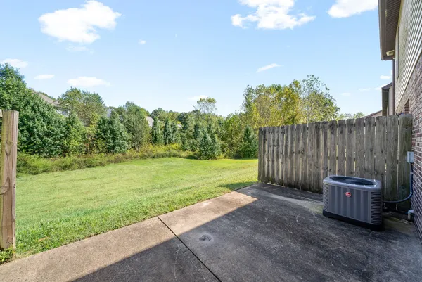 $1,100 | 1769 Spring Water Drive, Unit C, Clarksville, TN 37040