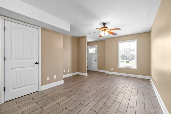 $1,100 | 1769 Spring Water Drive, Unit C, Clarksville, TN 37040