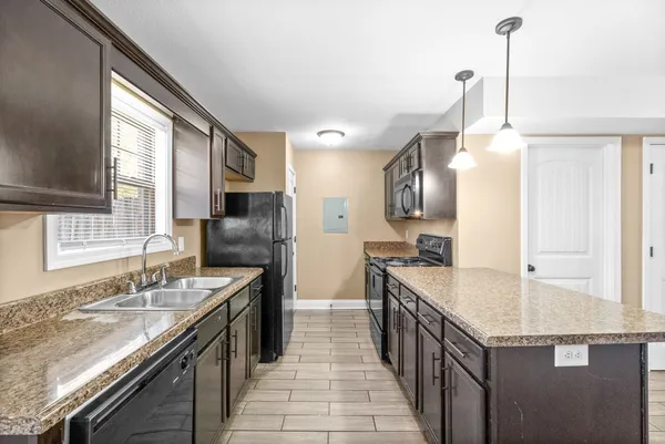 $1,100 | 1769 Spring Water Drive, Unit C, Clarksville, TN 37040