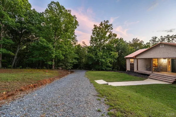 $749,900 | 700 Cloudcroft Drive, Monroe, VA 24574
