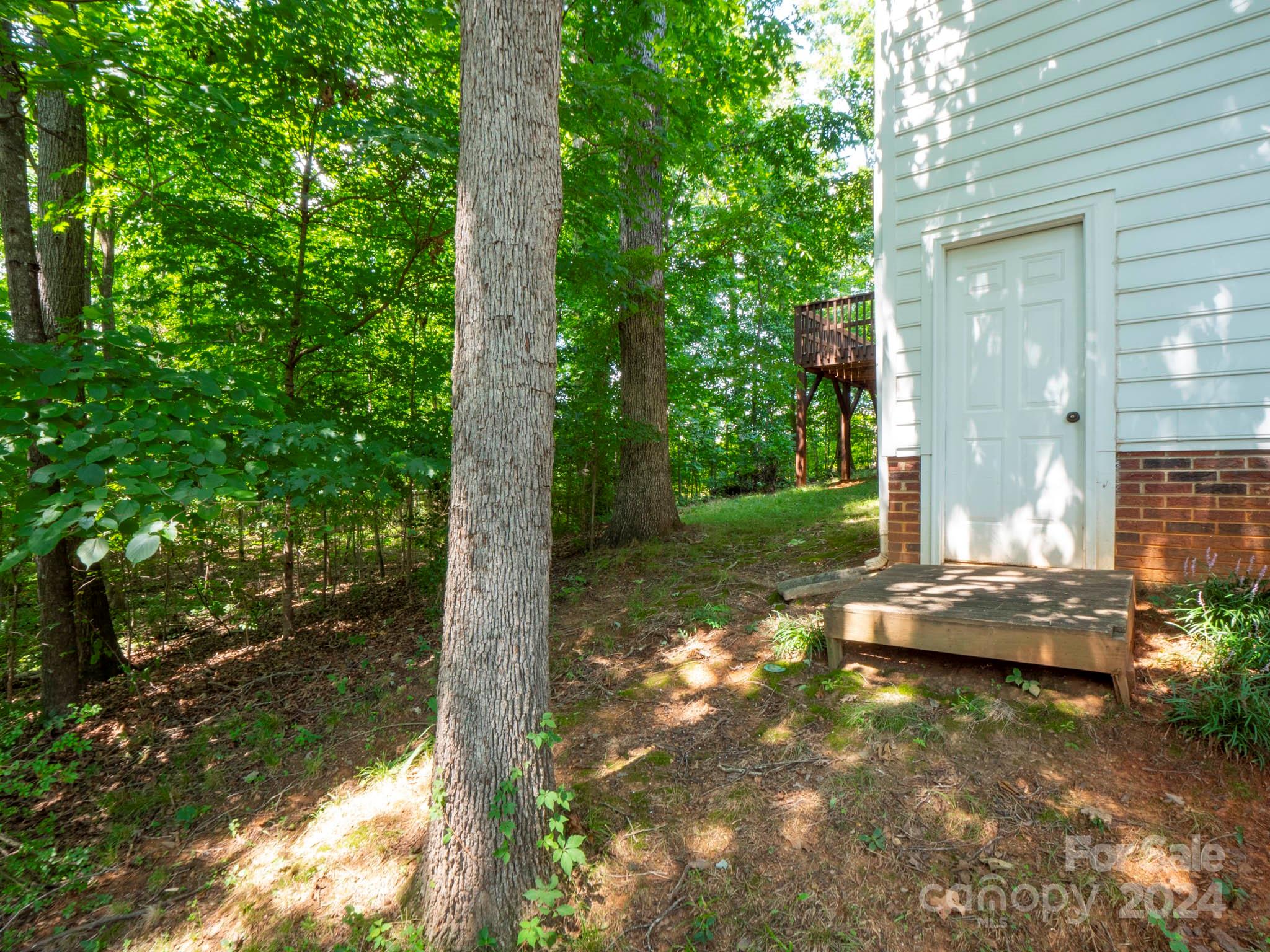 3239 Rheinwood Court Matthews, NC 28105 - Photo 26 of 31 Gallery Image 26
