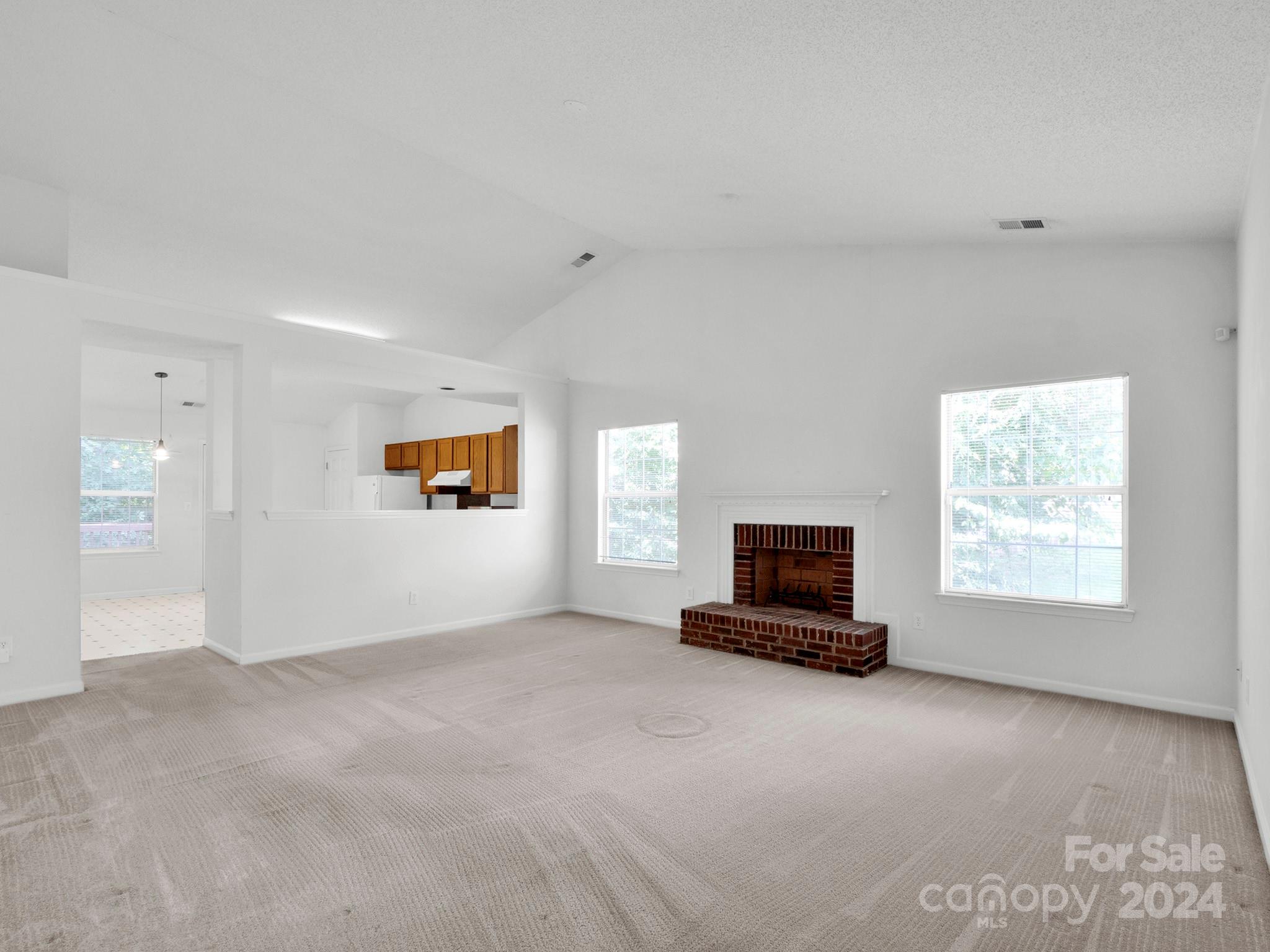3239 Rheinwood Court Matthews, NC 28105 - Photo 6 of 31 Gallery Image 6