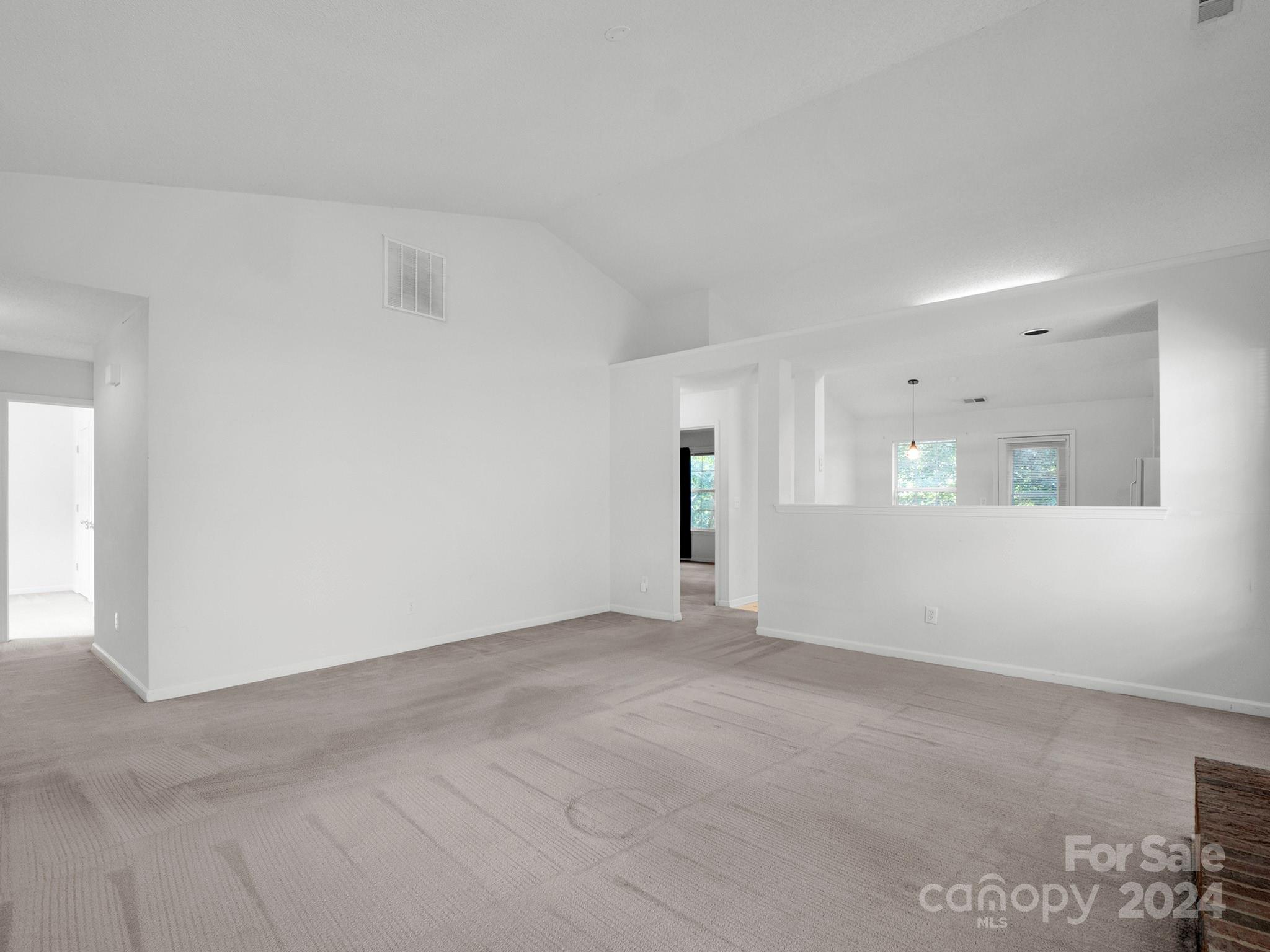 3239 Rheinwood Court Matthews, NC 28105 - Photo 9 of 31 Gallery Image 9