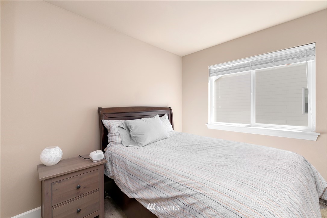 4500 Northeast 2nd Court Renton, WA 98059 - Photo 19 of 22 Gallery Image 19
