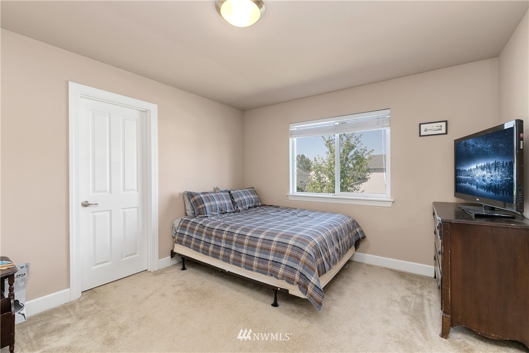 4500 Northeast 2nd Court Renton, WA 98059 - Photo 20 of 22 Gallery Image 20