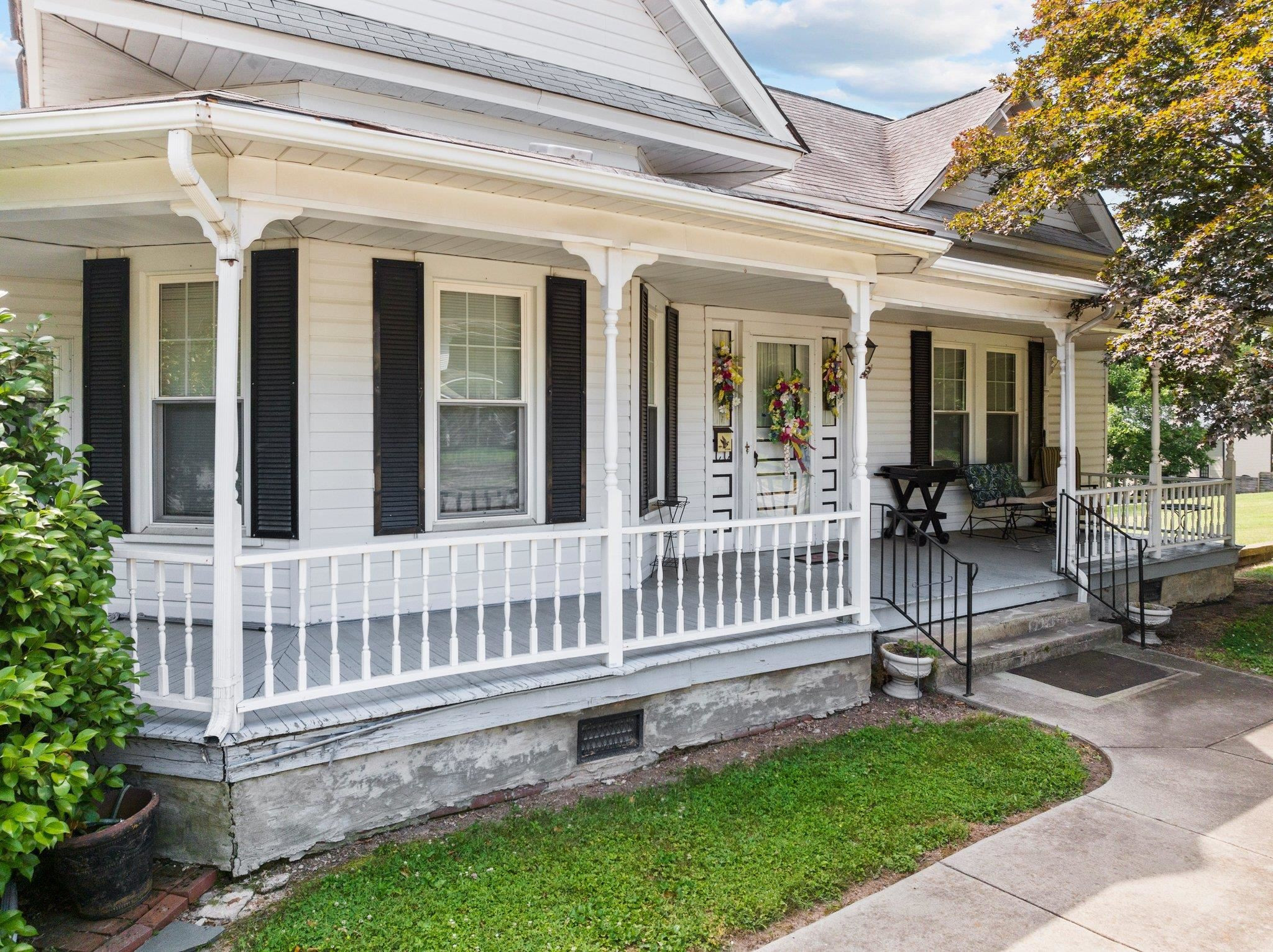 324 North Main Street Roxboro, NC 27573 - Photo 4 of 30 Photo 4