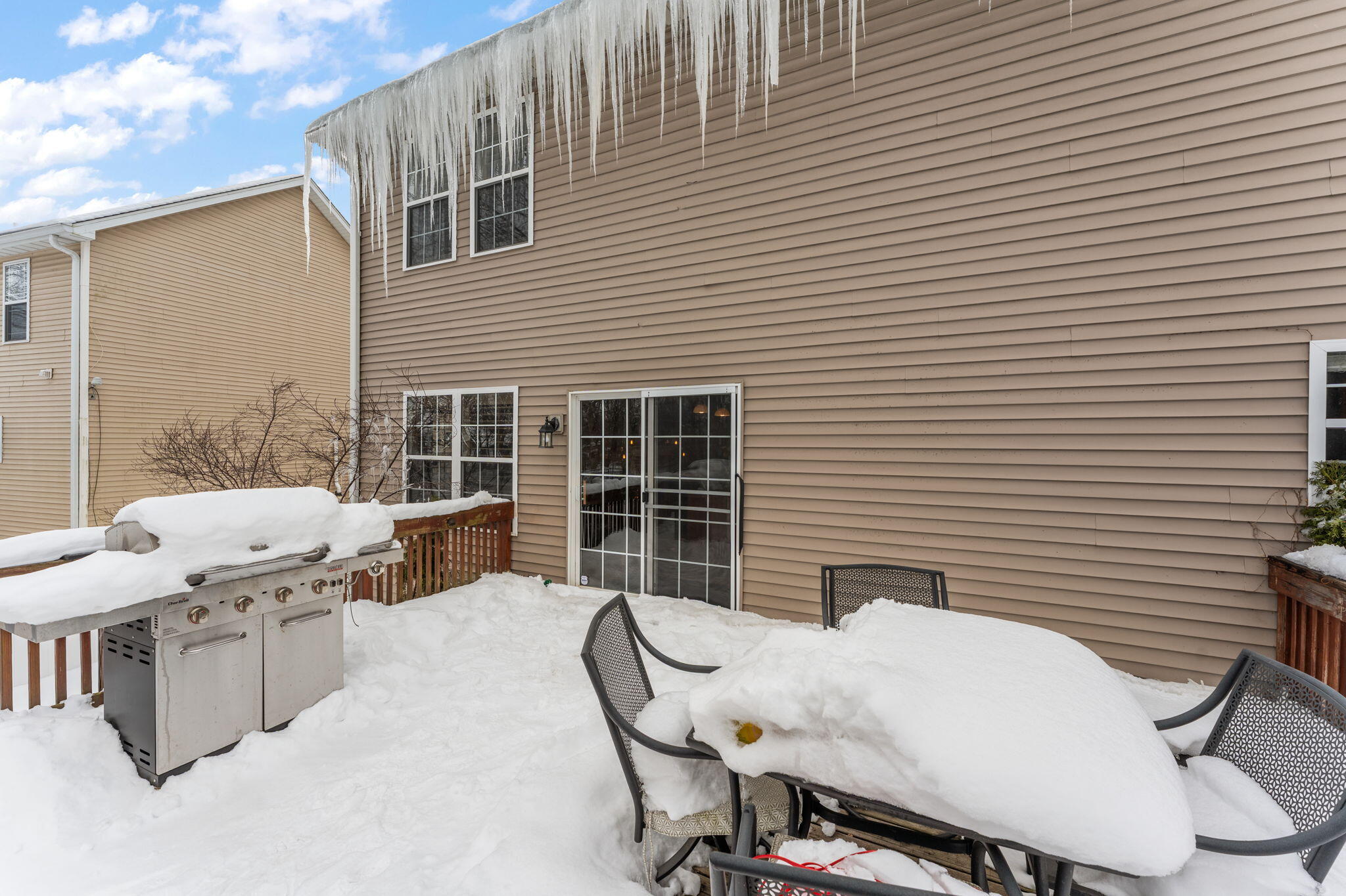 3302 Kestrel Street Valparaiso, IN 46383 - Photo 33 of 39 2048x1365