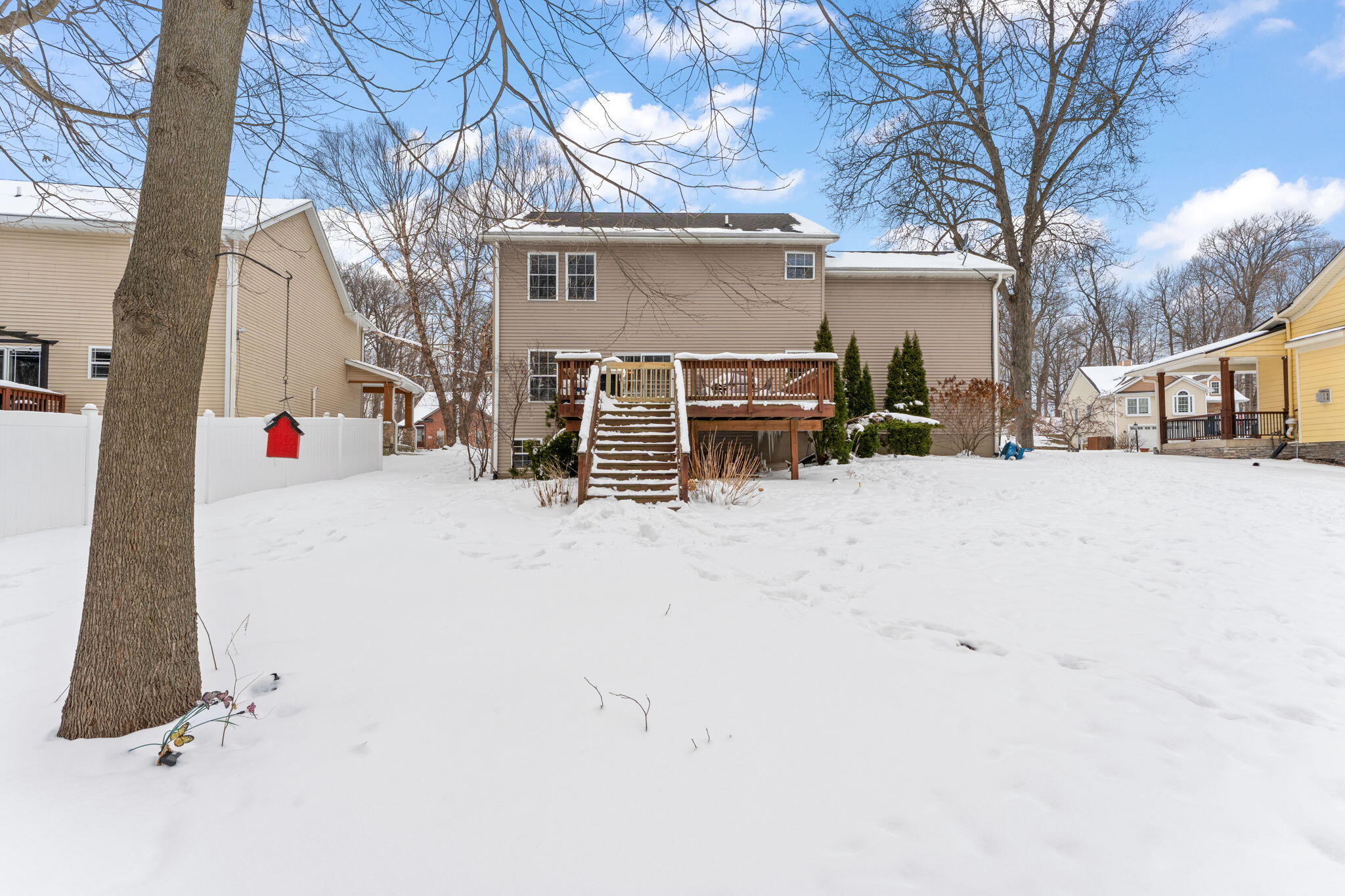 3302 Kestrel Street Valparaiso, IN 46383 - Photo 38 of 39 2048x1365